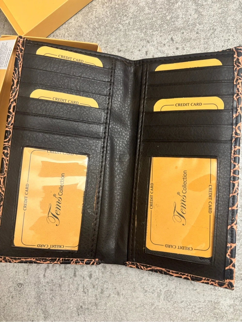 The Unbranded Brand new tems